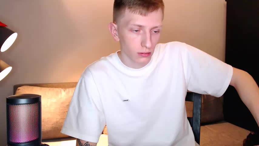 juliaanddima Live Sex December 17, 2025