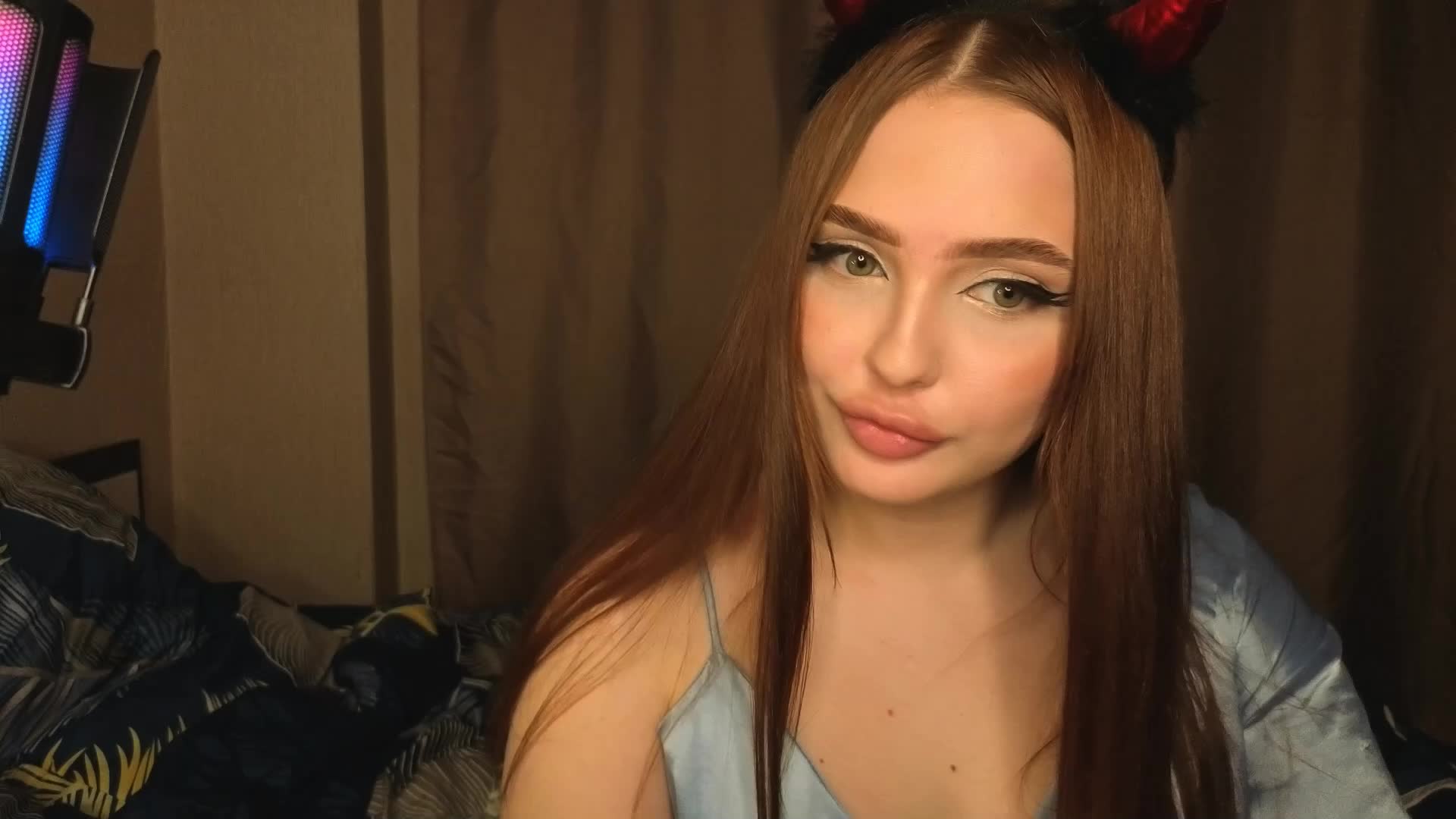 LisaAndDenis Live Sex December 18, 2025