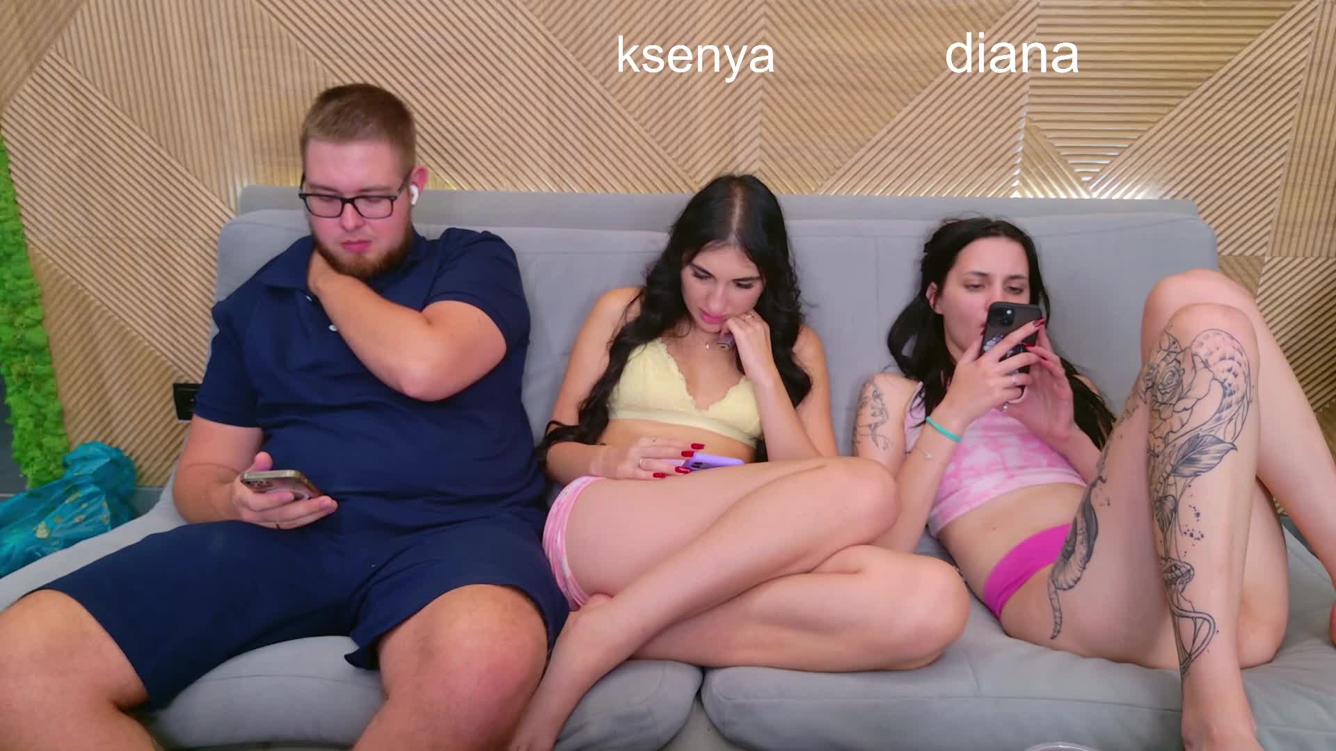 WebcamSlut Live Sex December 14, 2025