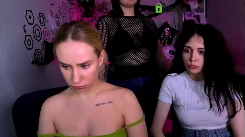 riley_sanders Live Sex December 17, 2025