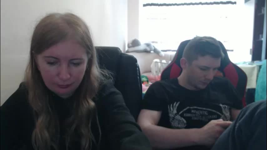 jenisandpeter Live Sex December 18, 2025