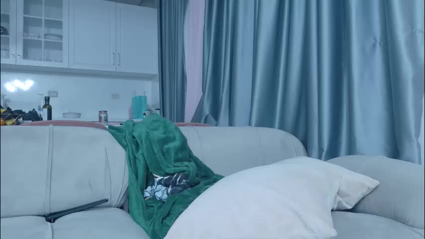 mia_angel Live Sex December 13, 2025