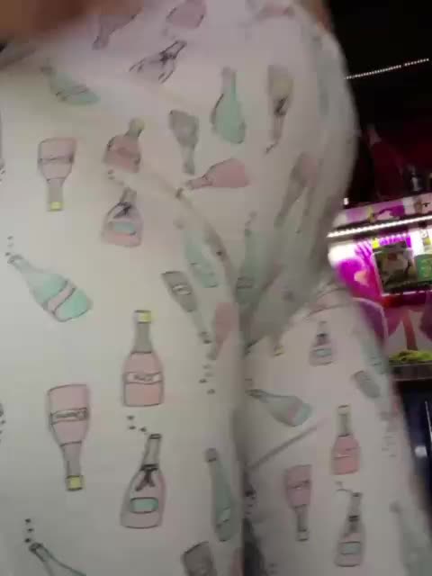 MS-86 Live Sex December 17, 2025