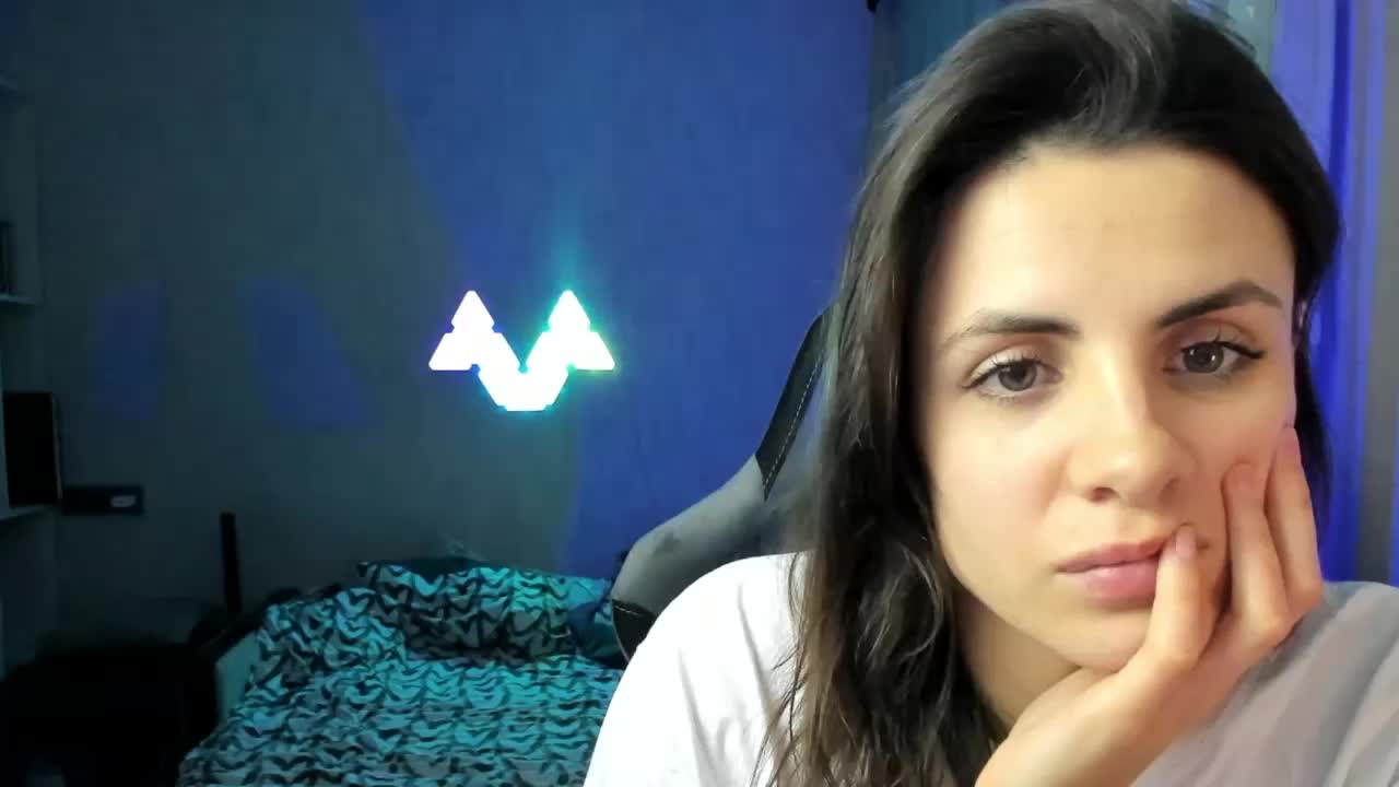 -EmilyJones- Live Sex December 13, 2025