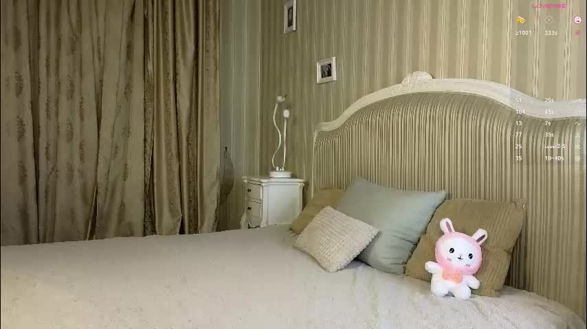 foxxx_tail Live Sex December 14, 2025