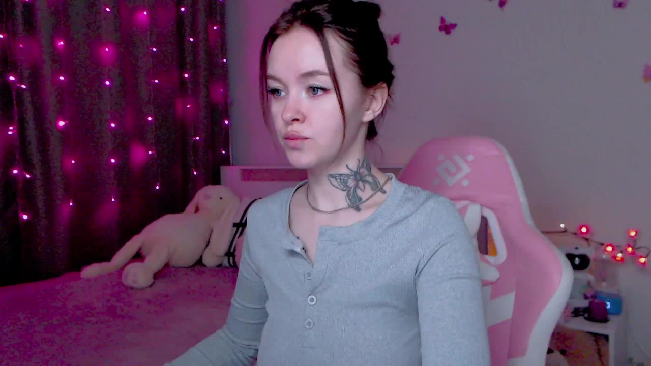 NaughtyMable Live Sex December 14, 2025