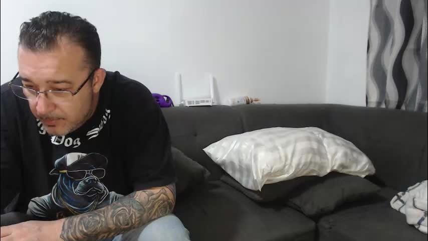 tod916 Live Sex December 17, 2025