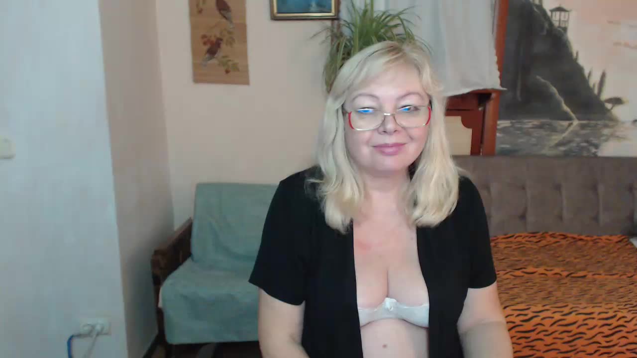 EvelynLoveShy Live Sex December 17, 2025