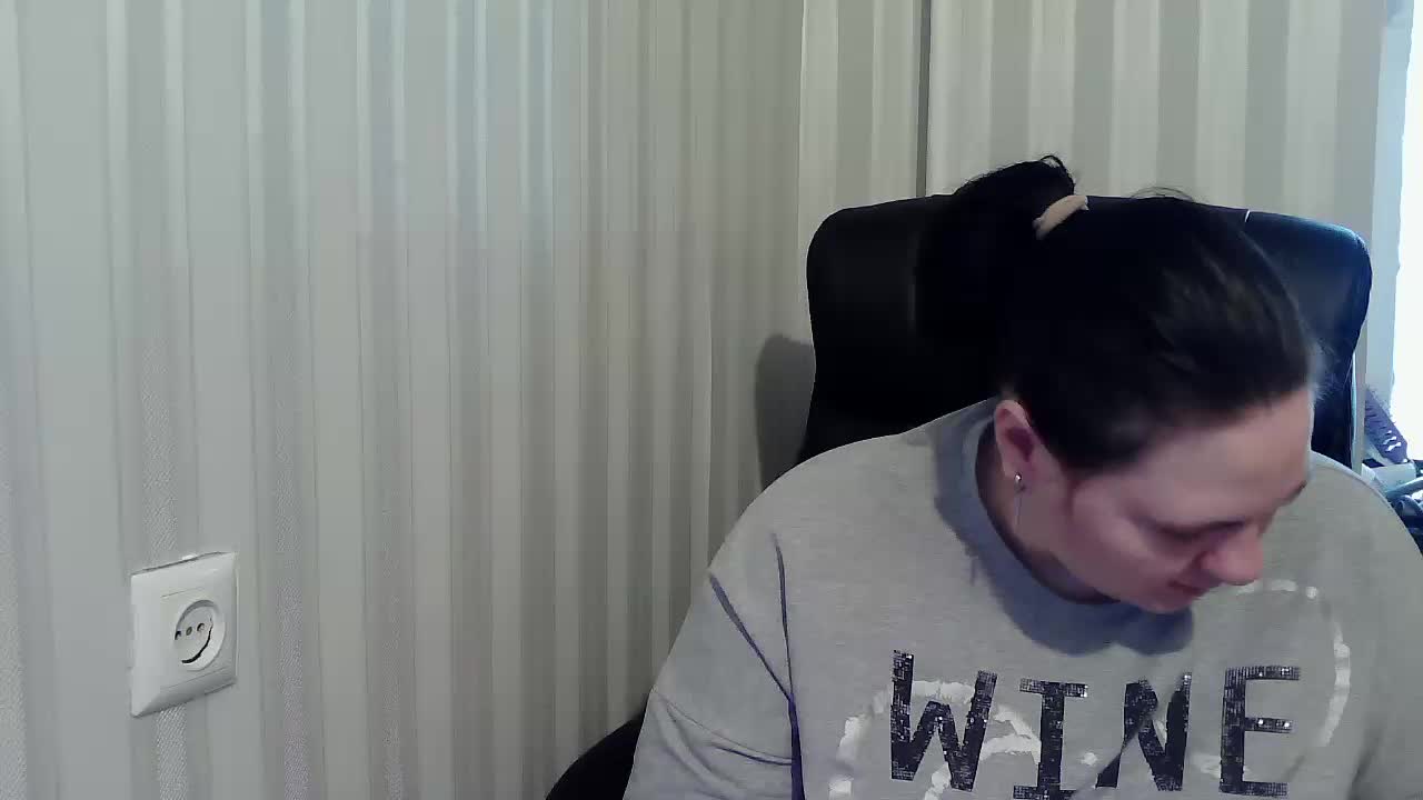 XLisaBlueX Live Sex December 15, 2025