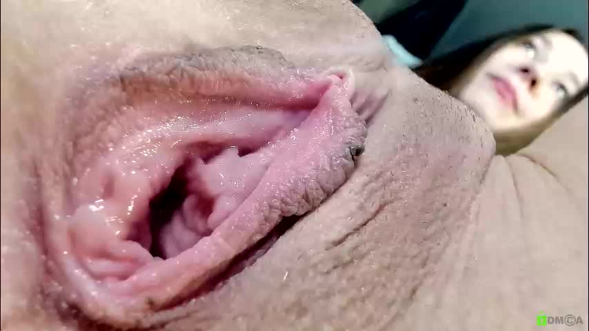 courtney_luv Live Sex December 13, 2025