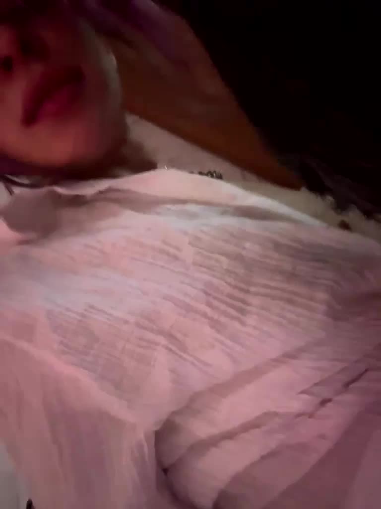 VIP17CoupleDream Live Sex December 14, 2025