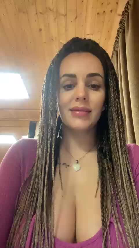 Veneravera Live Sex December 12, 2025