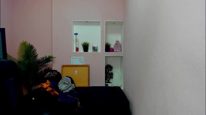 persinaky Live Sex December 13, 2025