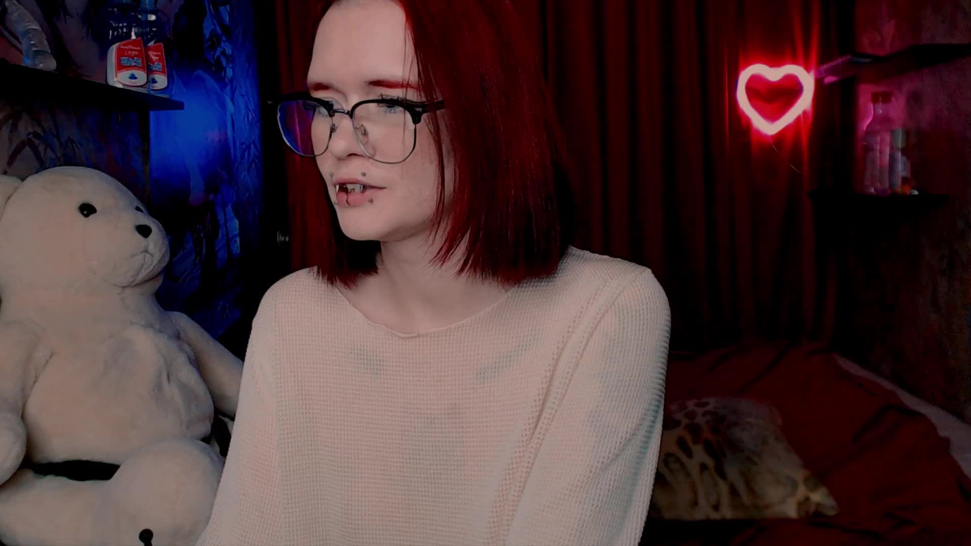 Velvet-and-Venom Live Sex December 17, 2025