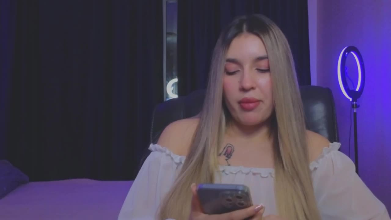 RoxyChilli Live Sex December 17, 2025