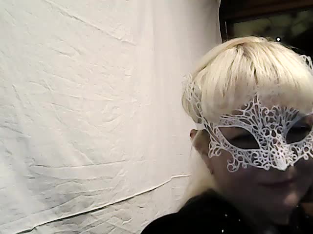 Iinna Live Sex December 13, 2025