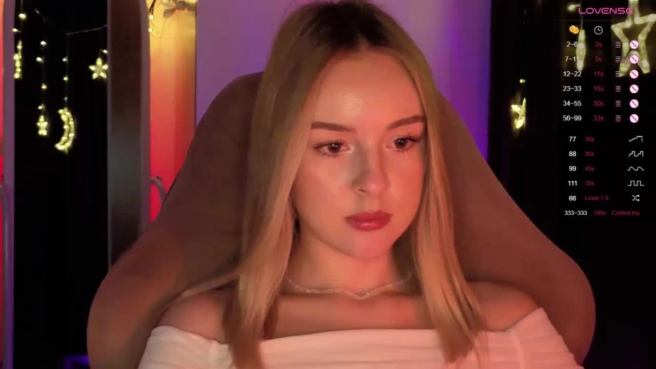 Nestyzz Live Sex December 17, 2025