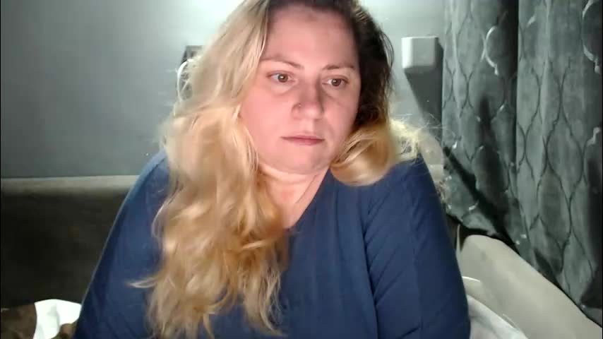 candycream74 Live Sex October 29, 2025