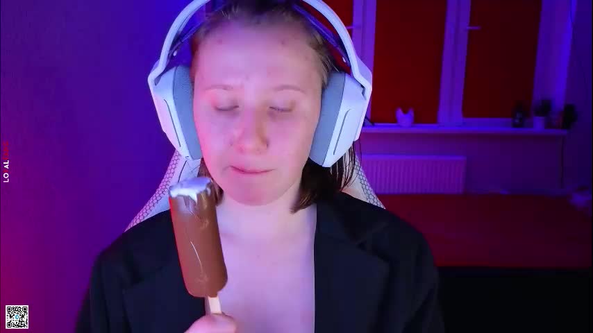 moon_avengers Live Sex December 13, 2025