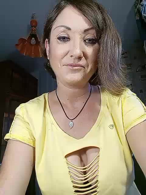 8BESTGirl8 Live Sex December 12, 2025