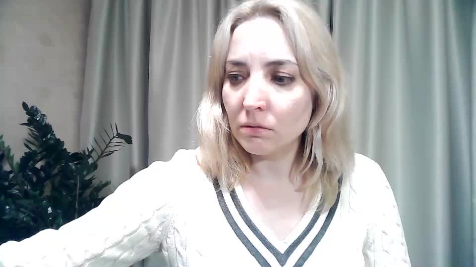 mariska-kiska Live Sex December 14, 2025