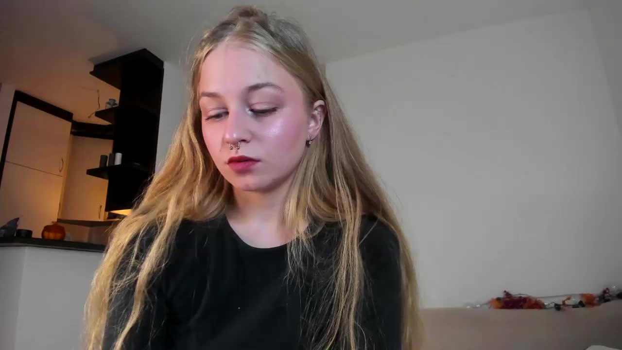 MiaMeowa Live Sex December 14, 2025