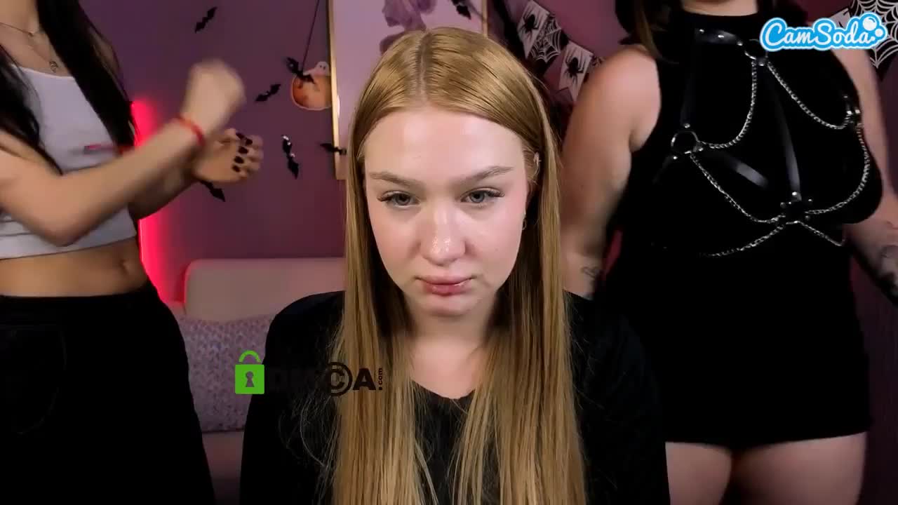 playfulsophie Live Sex December 13, 2025