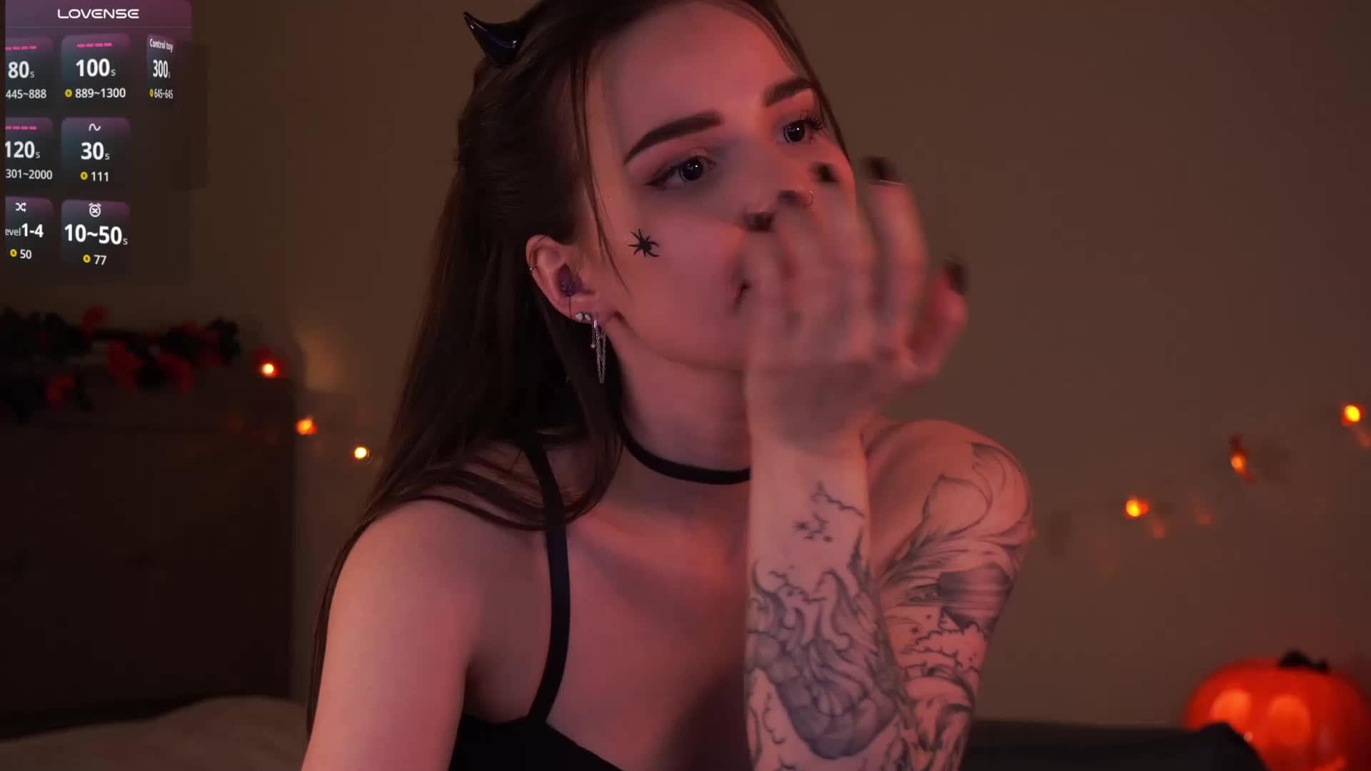 MiniNika Live Sex December 14, 2025