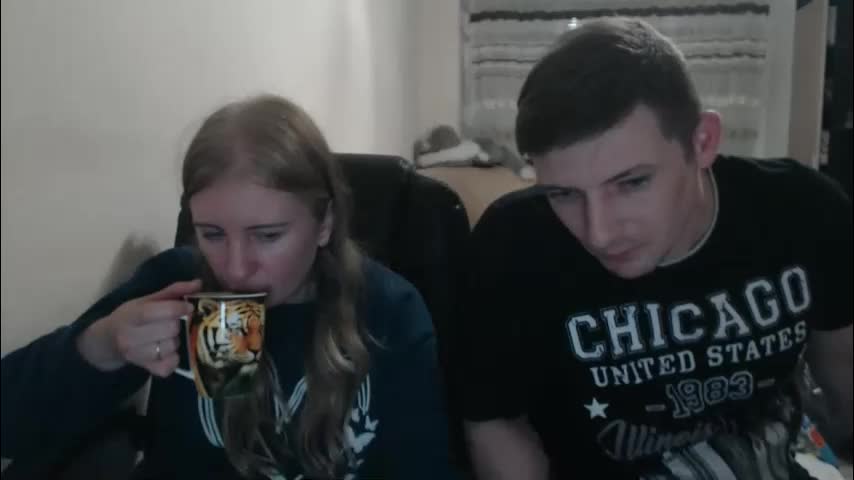 jenisandpeter Live Sex December 18, 2025