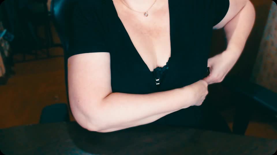 Alisa1917 Live Sex December 14, 2025