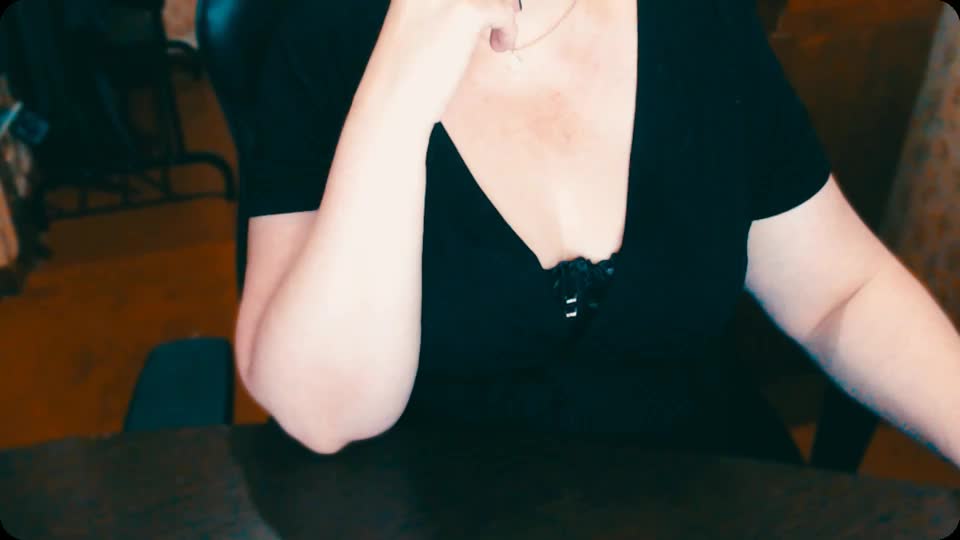 Alisa1917 Live Sex December 14, 2025