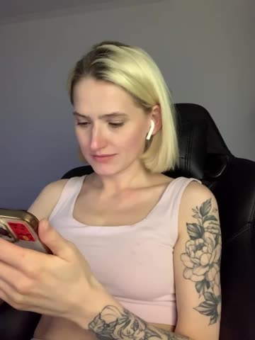 Asya_ Live Sex December 14, 2025