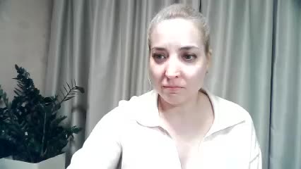 mariska-kiska Live Sex December 14, 2025