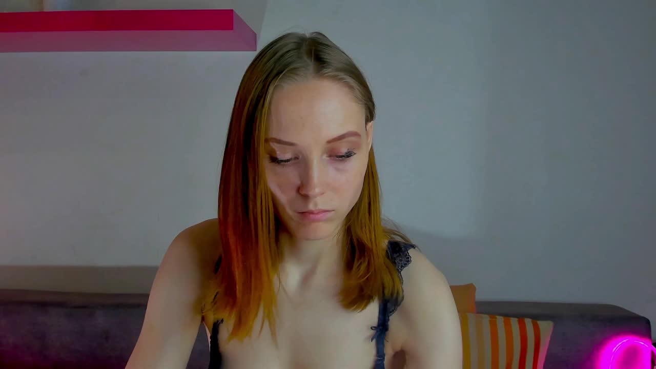 GinaLovely Live Sex December 17, 2025