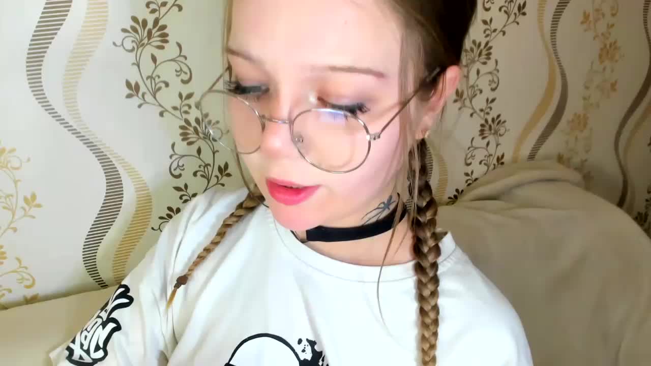 MelMooon Live Sex December 14, 2025