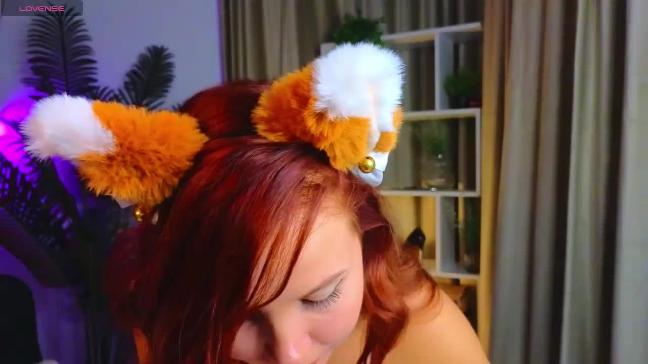 Lina-hill Live Sex December 17, 2025