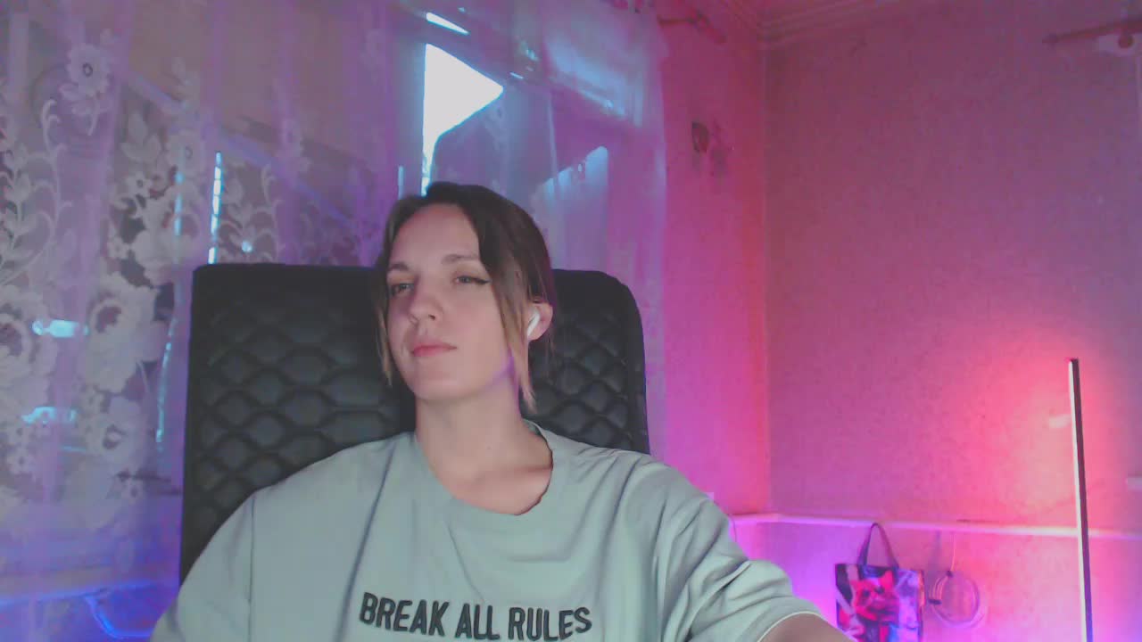 Babymuro4ka Live Sex December 17, 2025