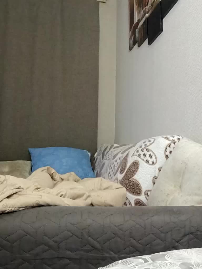 Milena88 Live Sex December 12, 2025