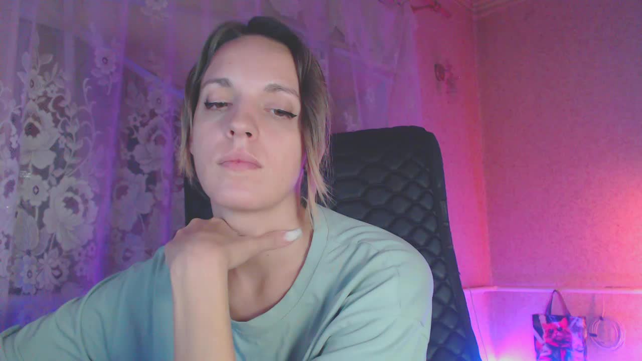 Babymuro4ka Live Sex December 17, 2025