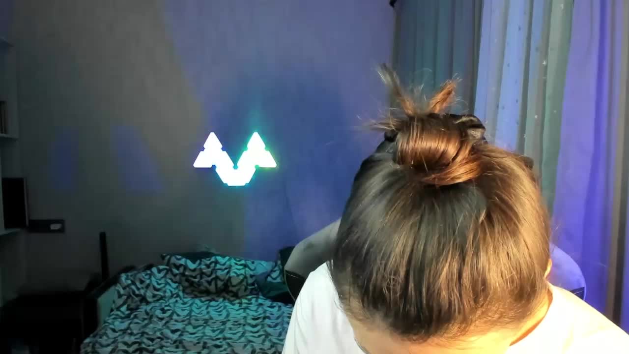 -EmilyJones- Live Sex December 13, 2025