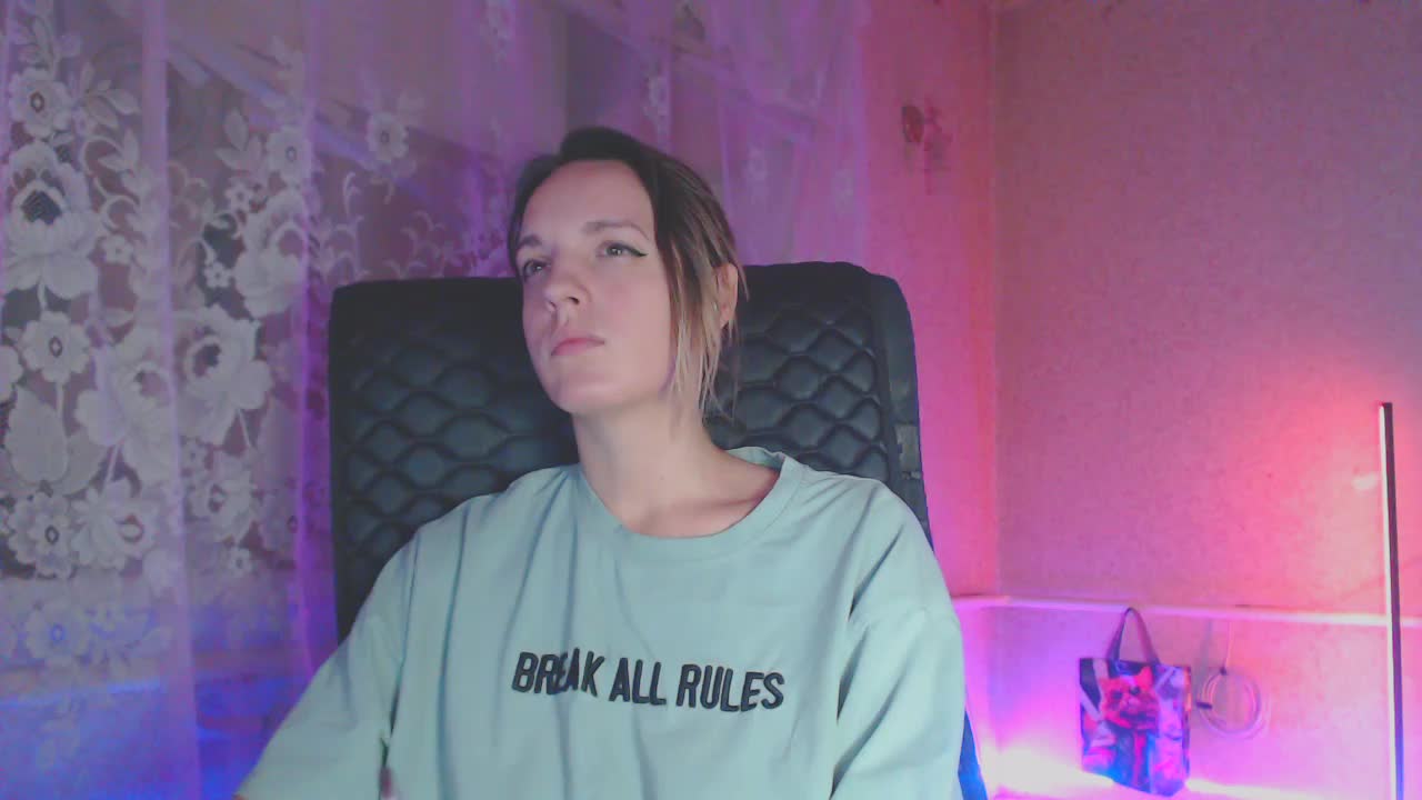 Babymuro4ka Live Sex December 17, 2025