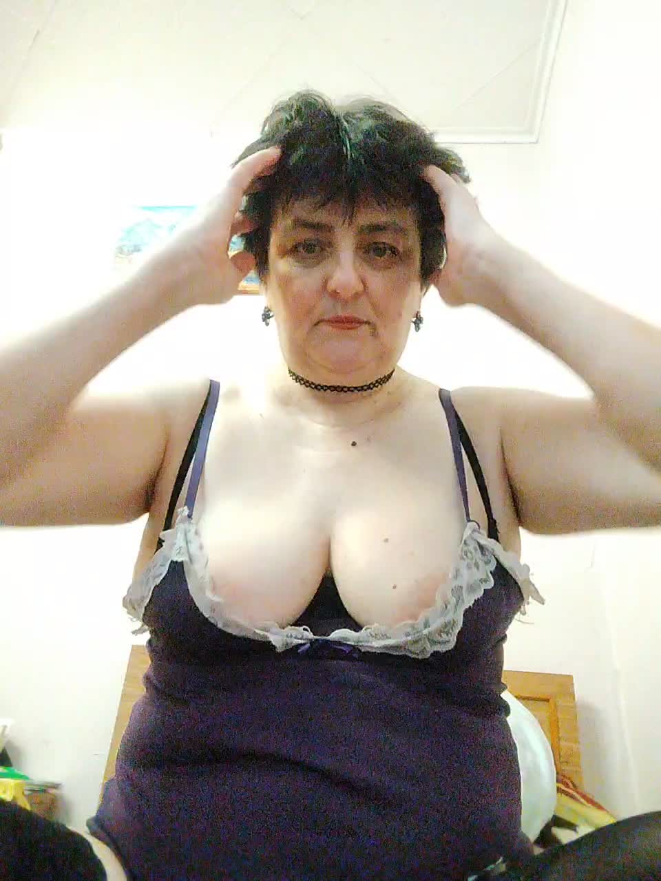 IsXLoves Live Sex December 13, 2025