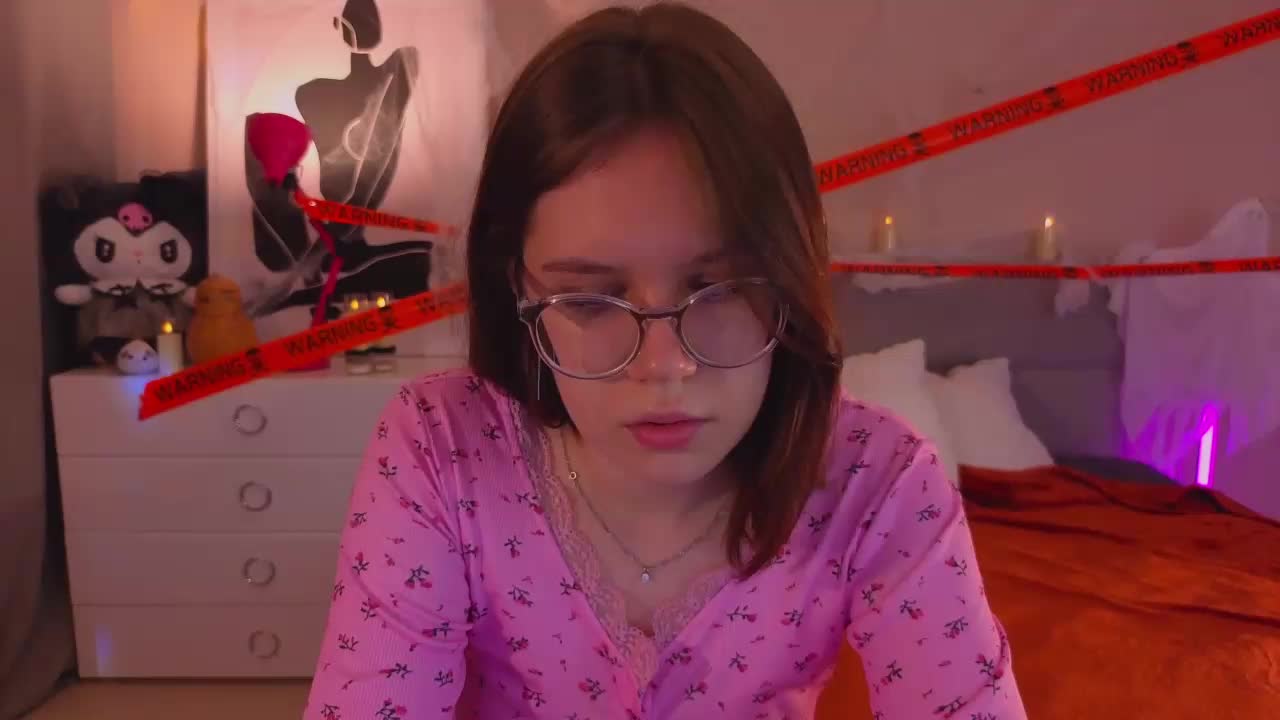 MiaLuw Live Sex December 13, 2025