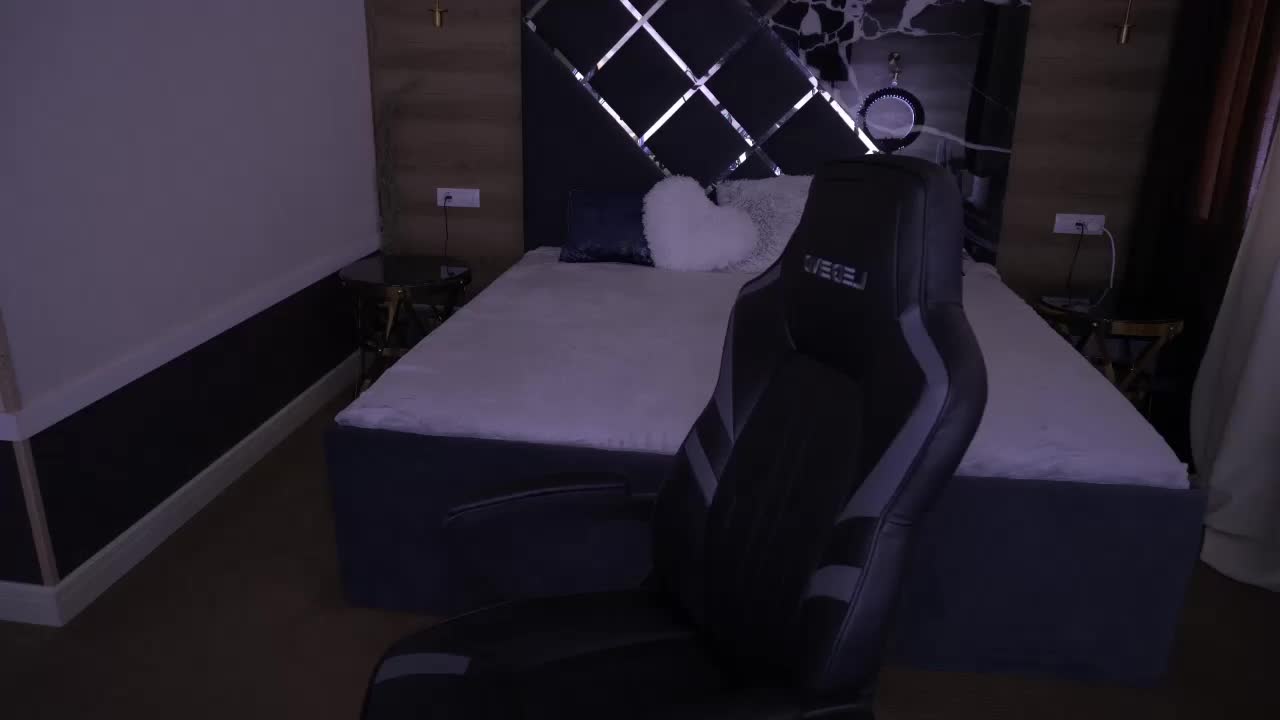 AmazonkaStarrr Live Sex December 14, 2025