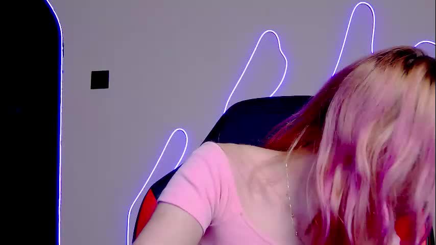 karoline121 Live Sex December 14, 2025