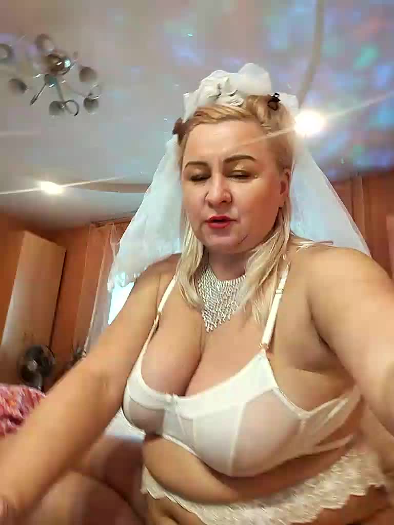 miranda-robinson Live Sex December 17, 2025