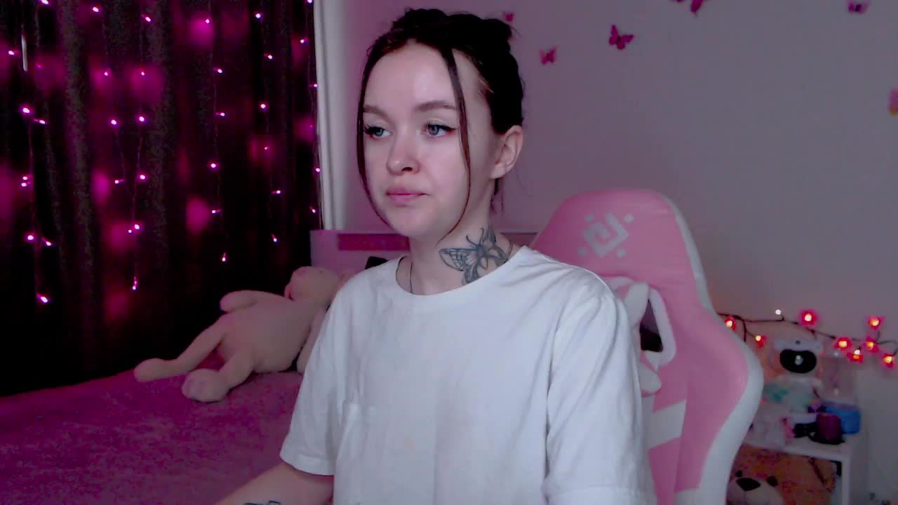 NaughtyMable Live Sex December 14, 2025