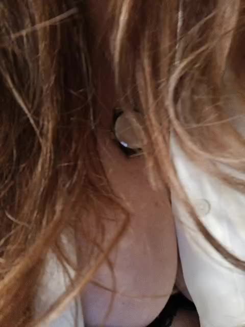 HelenBerg Live Sex December 17, 2025