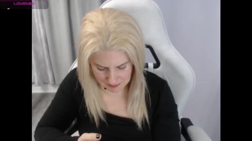 bellastar84 Live Sex December 13, 2025