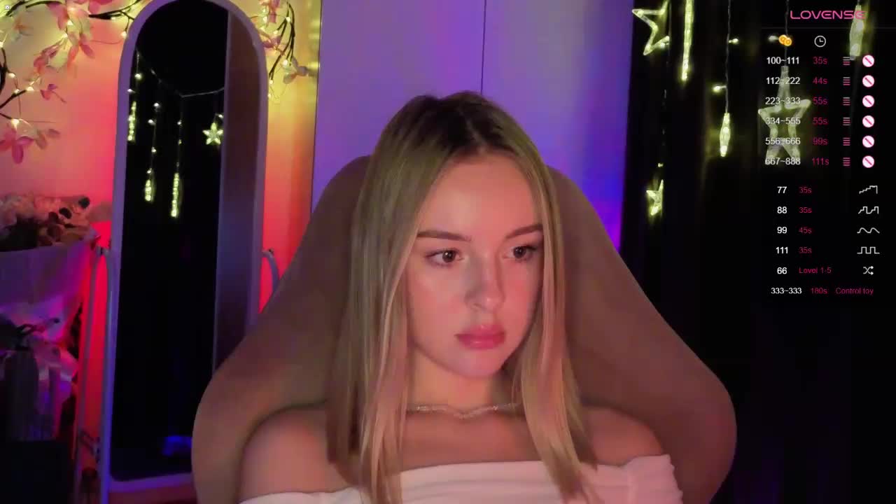 Nestyzz Live Sex December 17, 2025